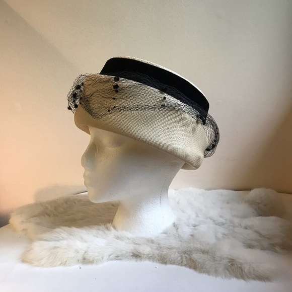 Vintage Union Made Straw Pillbox Hat Black Netting - Picture 8 of 11